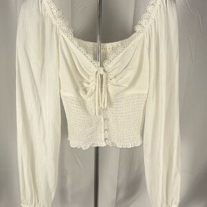 ILLA ILLA White Lace-Trim Smocked Peasant Blouse w/Boho, Gypsy, festival airy